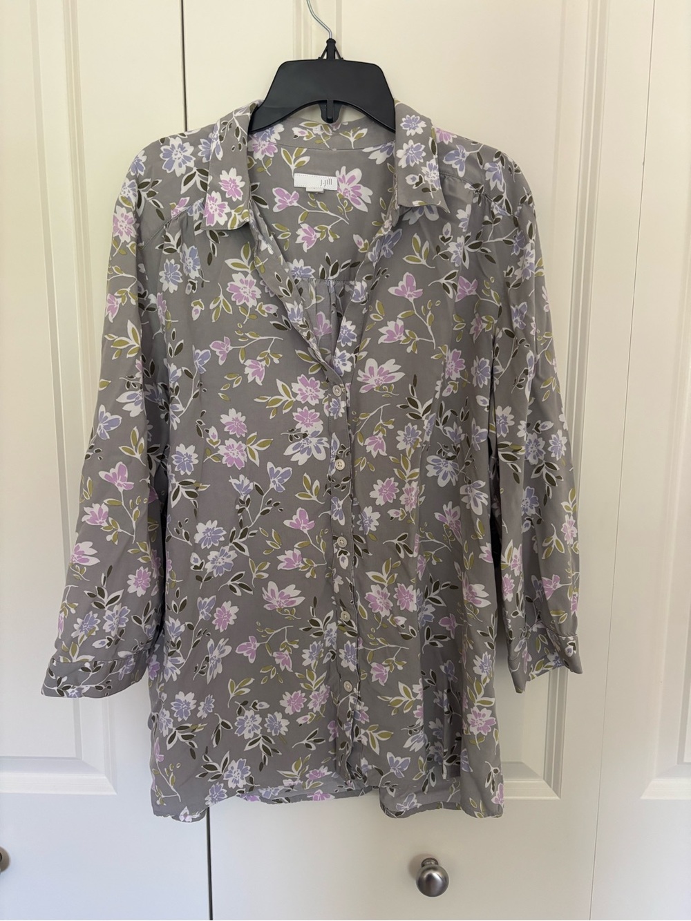 J Jill Floral Button Down Blouse Top size large.